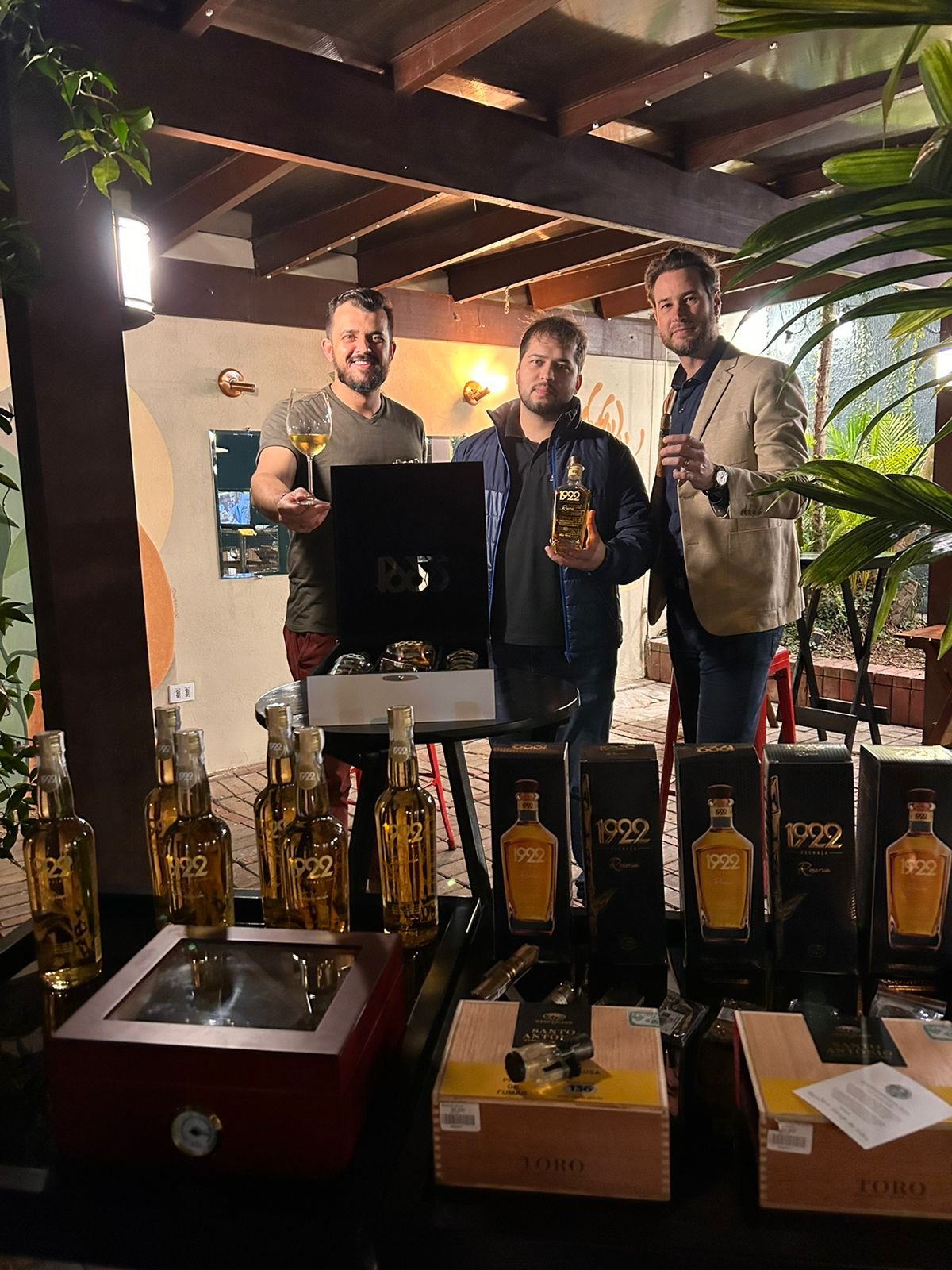 11ª Edição Vinhos e Charutos